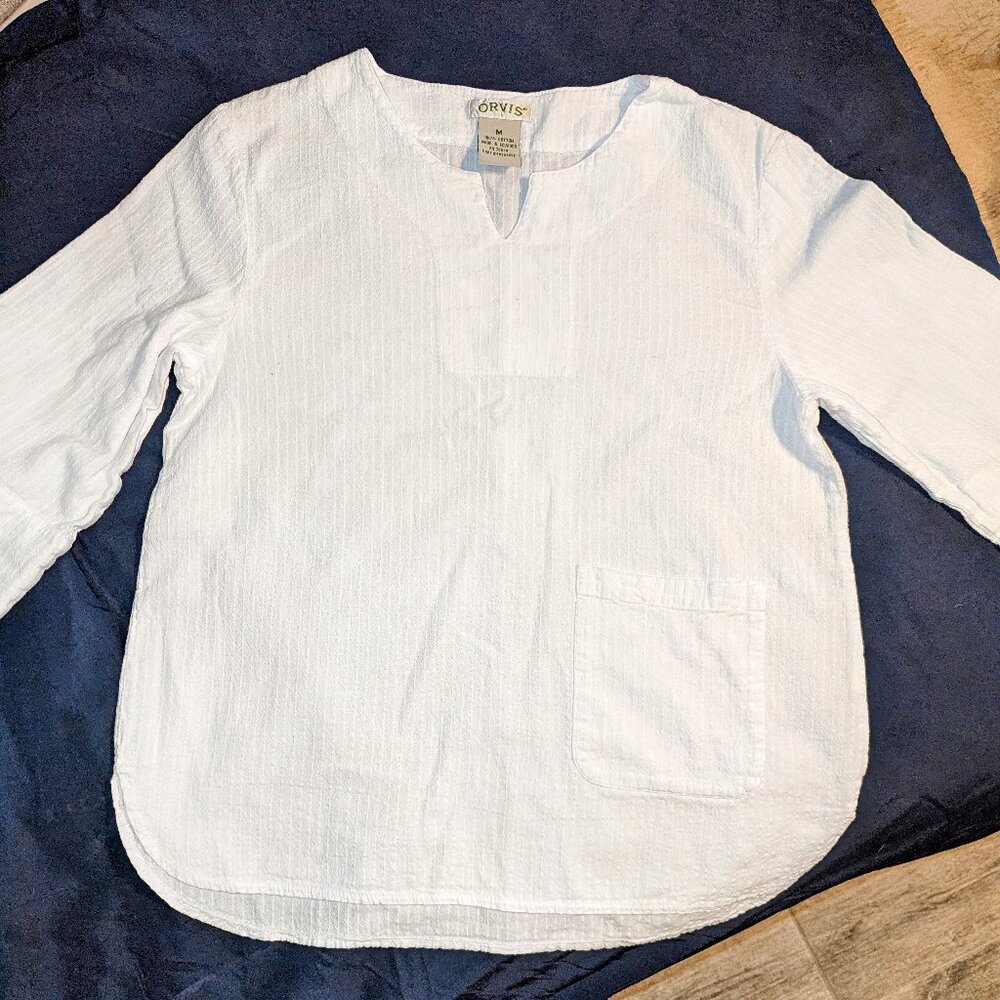 Orvis v neck 100% cotton top